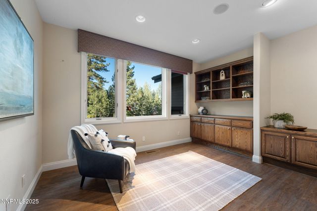 355 Blue Spruce Road, Reno, NV 89511