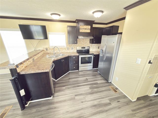 5110 NORTHSHORE DRIVE, Polk City, FL 33868