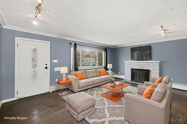 6263 Corbly Road, Cincinnati, OH 45230