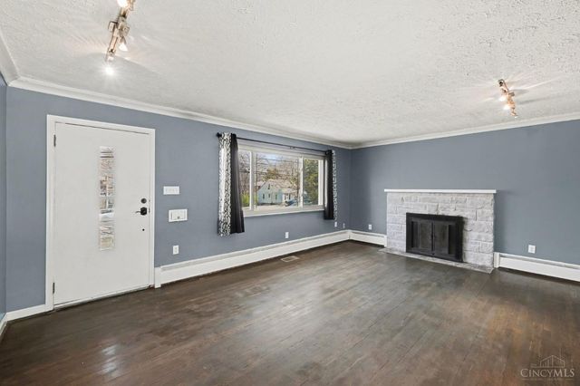 6263 Corbly Road, Cincinnati, OH 45230