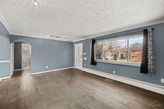 6263 Corbly Road, Cincinnati, OH 45230