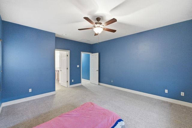 2647 W Tyler Avenue, Visalia, CA 93291