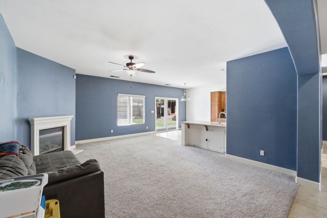 2647 W Tyler Avenue, Visalia, CA 93291