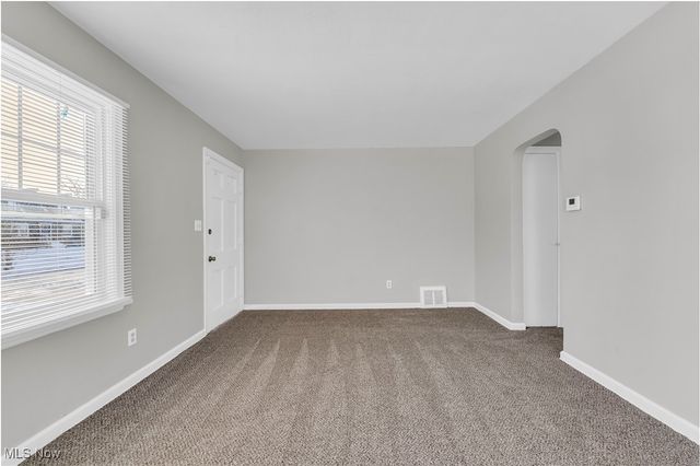 16401 N Lotus Drive, Cleveland, OH 44128