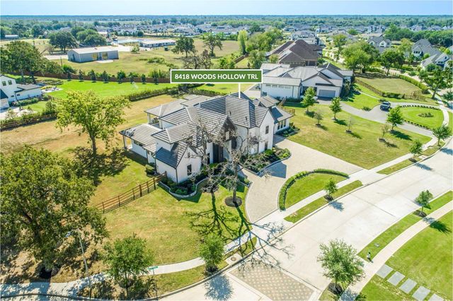 8418 Woods Hollow Trail, Fulshear, TX 77406