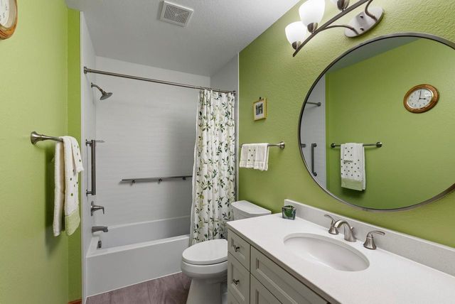 15 STONE CASTLE DRIVE, Fond Du Lac, WI 54935