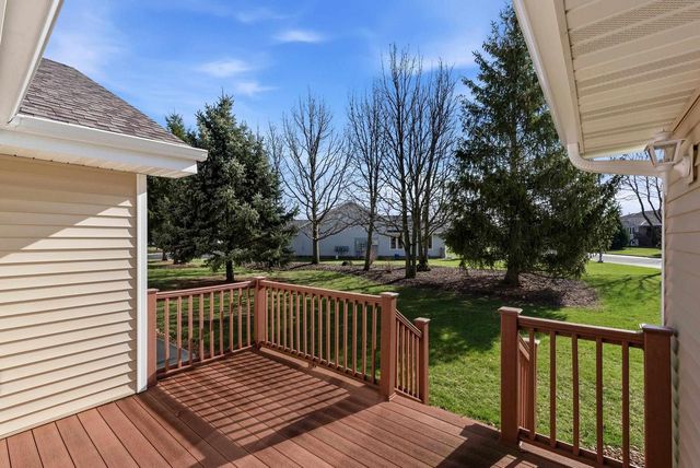 15 STONE CASTLE DRIVE, Fond Du Lac, WI 54935