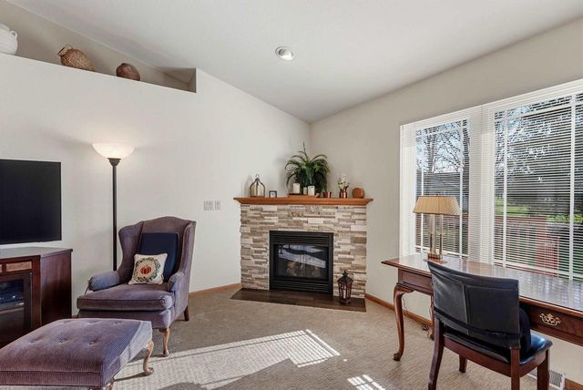 15 STONE CASTLE DRIVE, Fond Du Lac, WI 54935