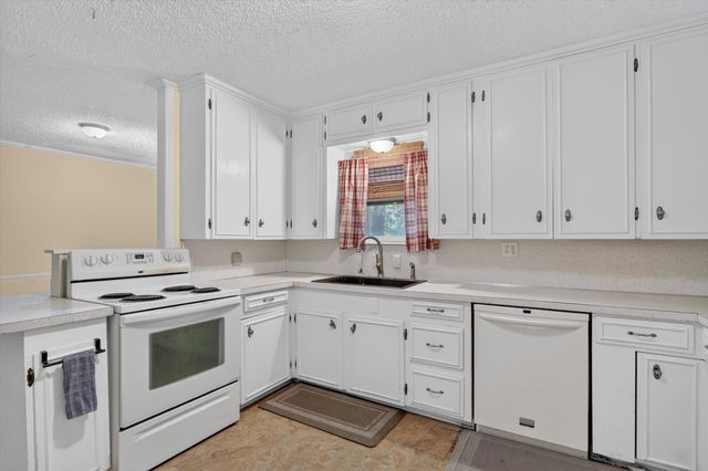 2356 Ballycastle Drive, Dallas, TX 75228