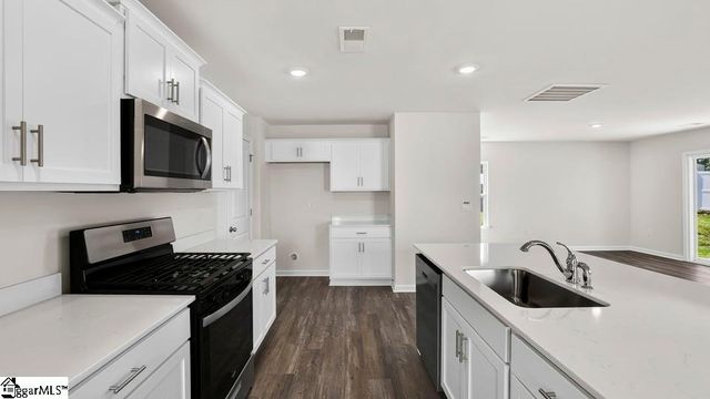 619 Starbeam Court, Spartanburg, SC 29303