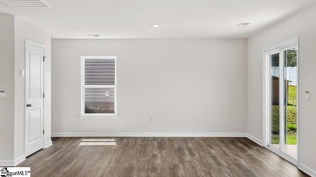 619 Starbeam Court, Spartanburg, SC 29303