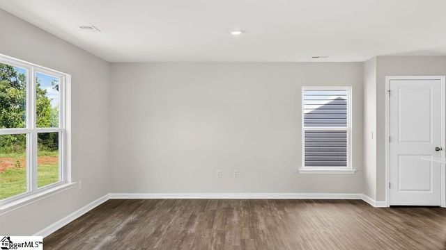 619 Starbeam Court, Spartanburg, SC 29303