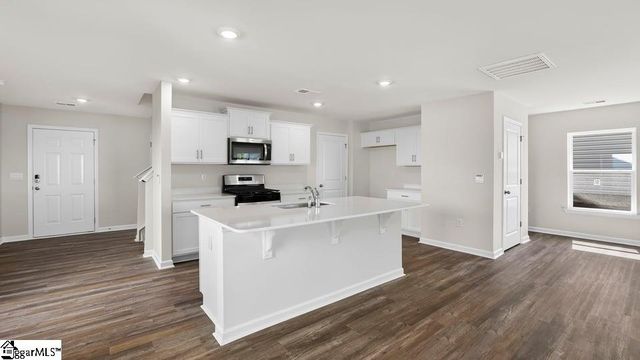 619 Starbeam Court, Spartanburg, SC 29303