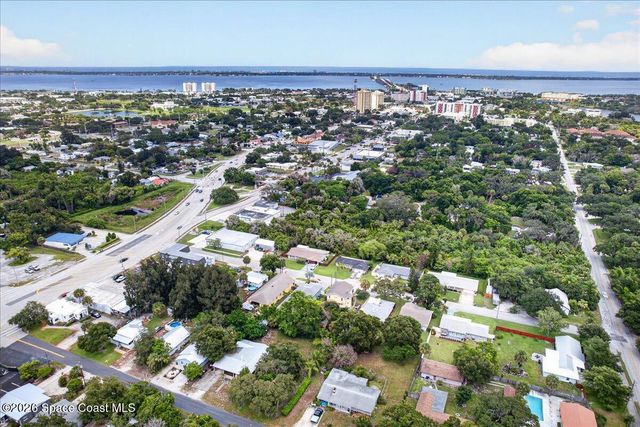 2010 Franklin Street, Melbourne, FL 32901