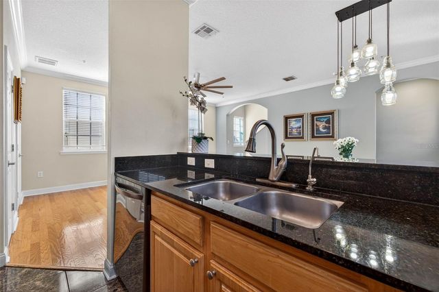 608 S MATANZAS AVENUE 3, Tampa, FL 33609