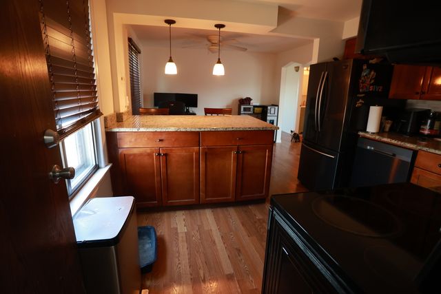 4550 W 57th Street 3D2, Chicago, IL 60629