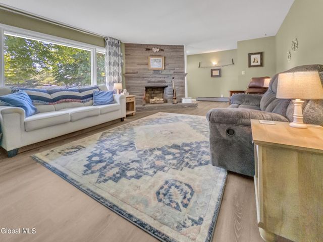 16 Donna Avenue, South Glens Falls, NY 12803