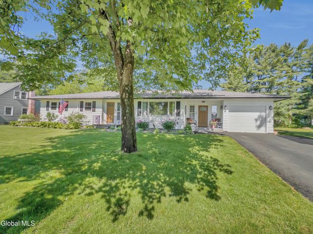 16 Donna Avenue, South Glens Falls, NY 12803