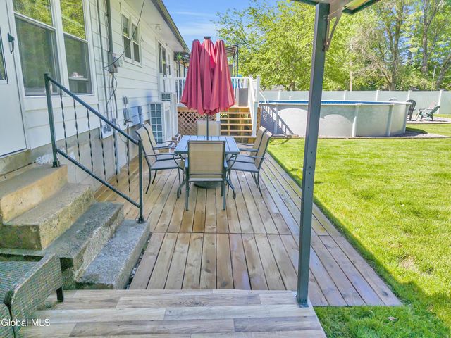 16 Donna Avenue, South Glens Falls, NY 12803