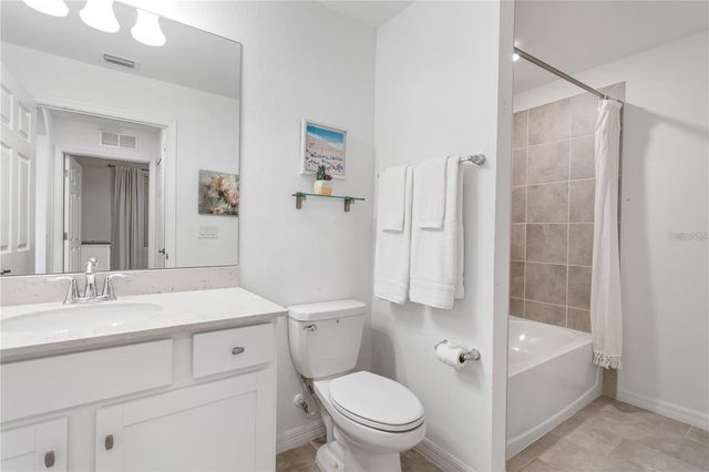 18028 GAWTHROP DRIVE 304, Bradenton, FL 34211