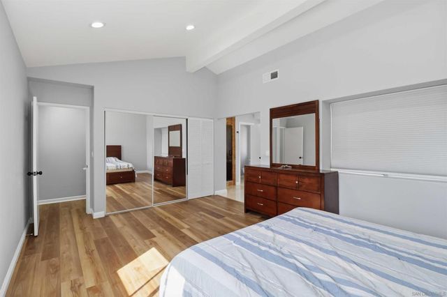6862 Camino Berdecio, San Diego, CA 92111