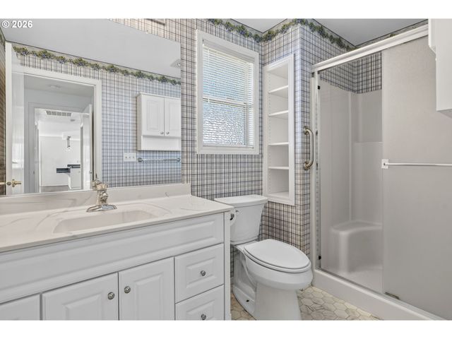 3020 Se SPYGLASS Dr, Vancouver, WA 98683