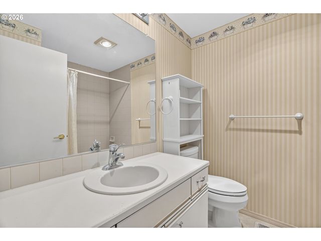 3020 Se SPYGLASS Dr, Vancouver, WA 98683