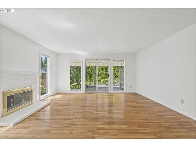 3020 Se SPYGLASS Dr, Vancouver, WA 98683