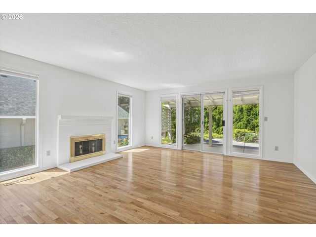 3020 Se SPYGLASS Dr, Vancouver, WA 98683