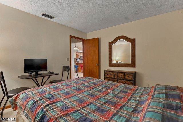 2225 SE 2nd ST, Cape Coral, FL 33990