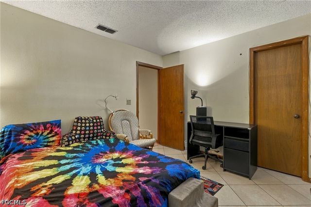 2225 SE 2nd ST, Cape Coral, FL 33990