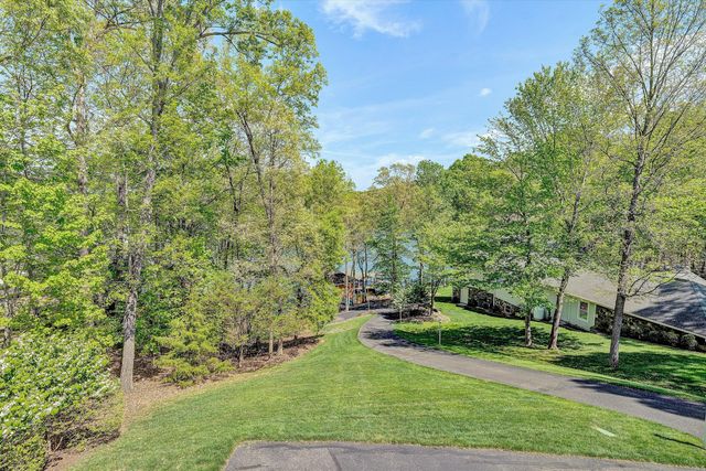 250 Deerwood DR, Huddleston, VA 24104
