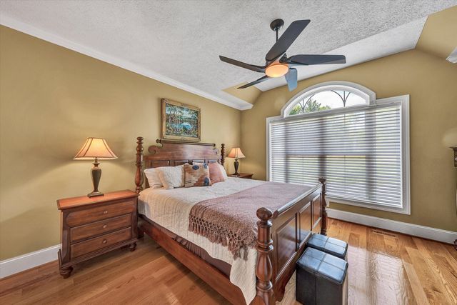 250 Deerwood DR, Huddleston, VA 24104