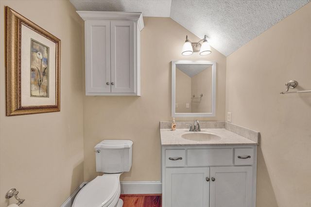 250 Deerwood DR, Huddleston, VA 24104
