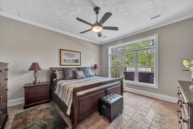 250 Deerwood DR, Huddleston, VA 24104