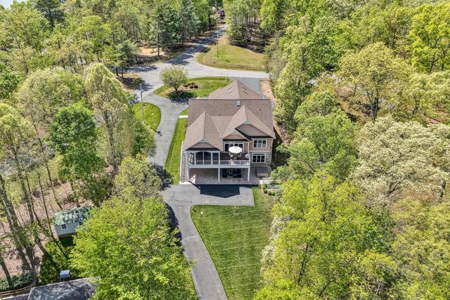 250 Deerwood DR, Huddleston, VA 24104