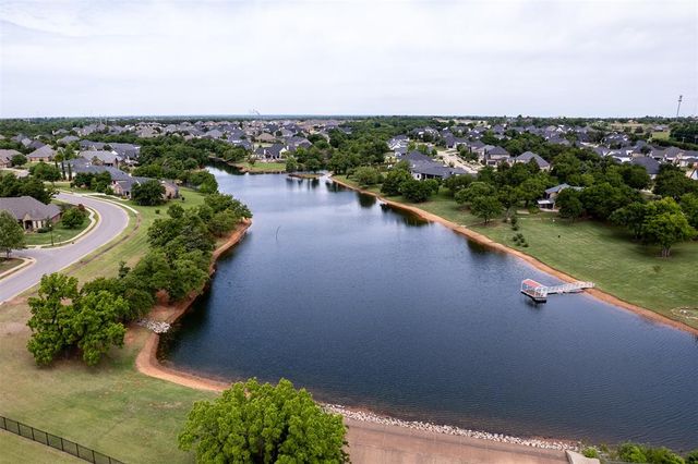 1140 Gateway Bridge Road, Edmond, OK 73034