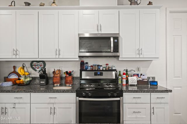 6320 Oldfield Street, Lancaster, CA 93536