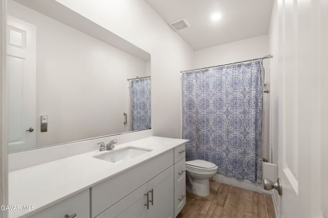 6320 Oldfield Street, Lancaster, CA 93536