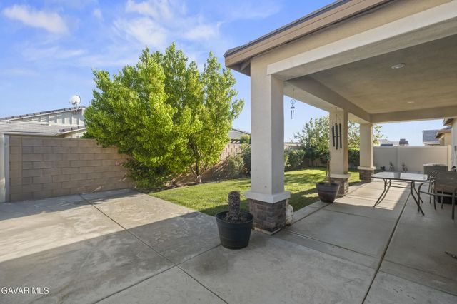 6320 Oldfield Street, Lancaster, CA 93536