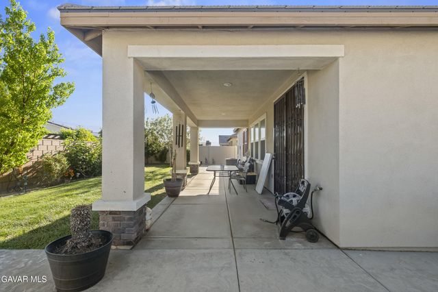 6320 Oldfield Street, Lancaster, CA 93536