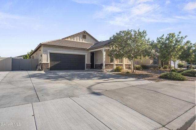 6320 Oldfield Street, Lancaster, CA 93536