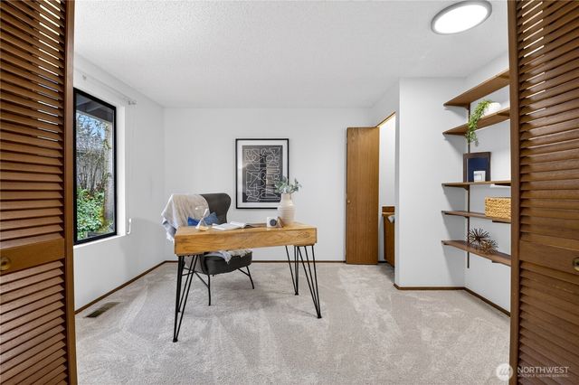 11723 NE 100th Place, Kirkland, WA 98033