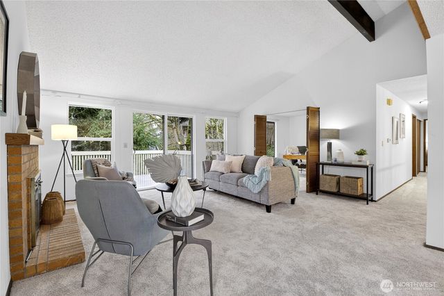 11723 NE 100th Place, Kirkland, WA 98033