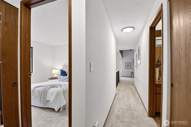 11723 NE 100th Place, Kirkland, WA 98033