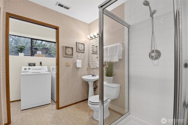 11723 NE 100th Place, Kirkland, WA 98033