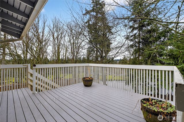 11723 NE 100th Place, Kirkland, WA 98033