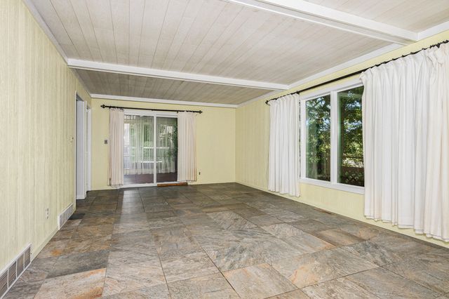 22975 Pine Lake Road, Pennfield Twp, MI 49014