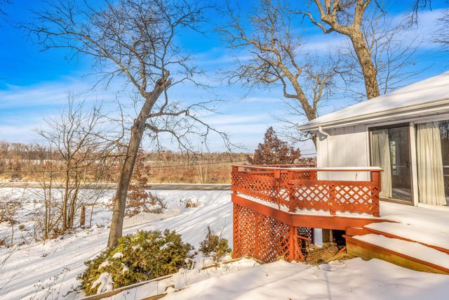 22975 Pine Lake Road, Pennfield Twp, MI 49014