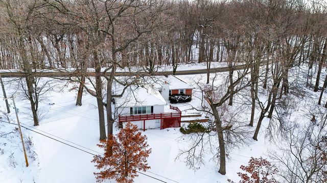 22975 Pine Lake Road, Pennfield Twp, MI 49014